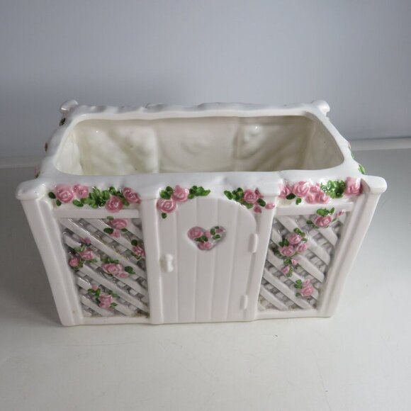 Roses on a Lattice Garden Wall & Gate Ceramic Planter All 4 Sides Embossed 1lb+ - Picture 2 of 12